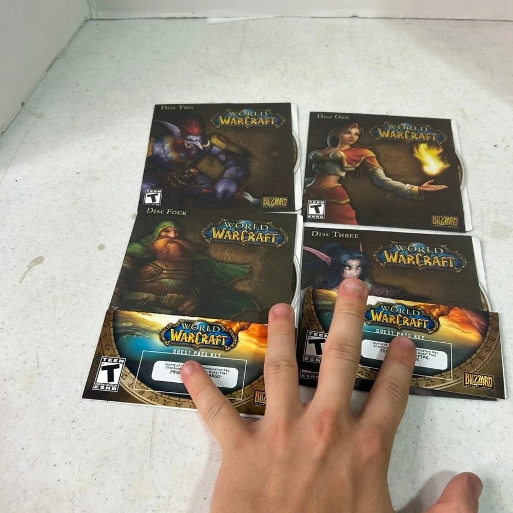 World of Warcraft PC Game 4 Disc Set Original Blizzard Entertainment Vintage